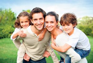 srecna-porodica-foto-shutterstock-1410773488-568211